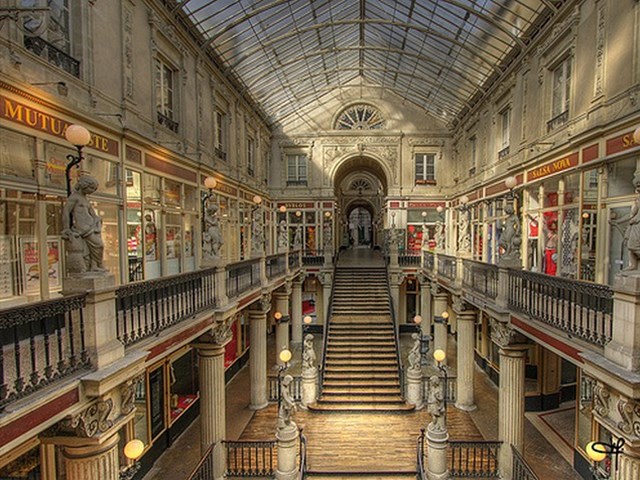 Passage Pommeraye à Nantes